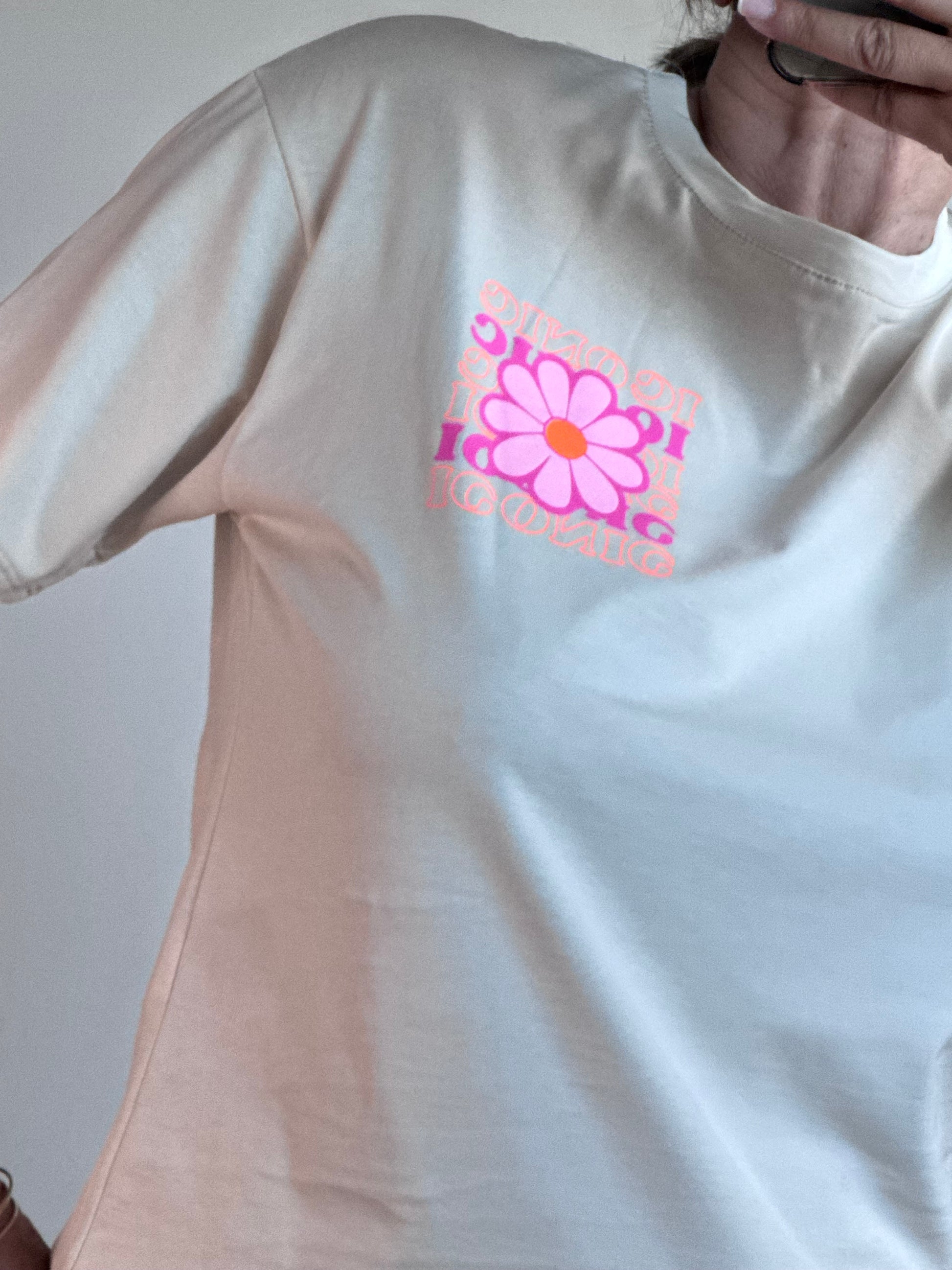 Teeshirt beige iconic et fleurs
