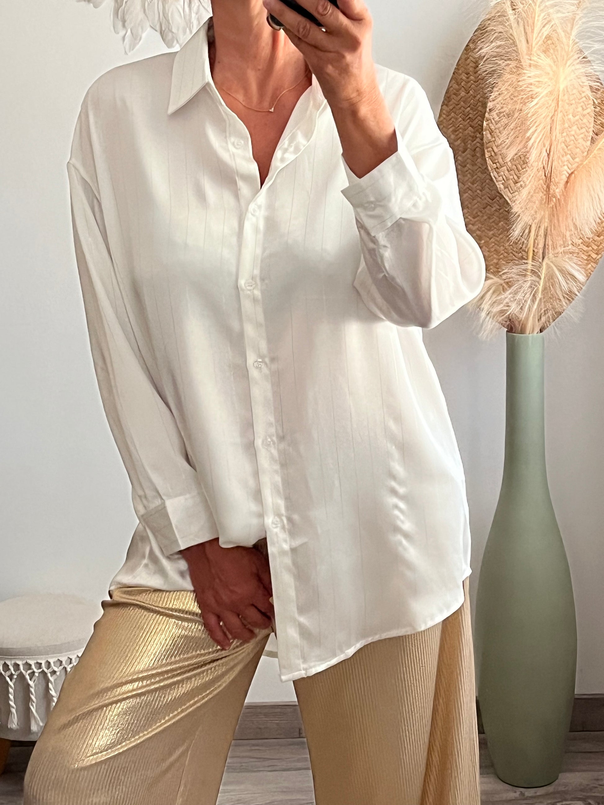 Chemise oversize longue blanche liseret brillant ✨