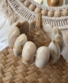 Bracelet élastiqué beige marbré