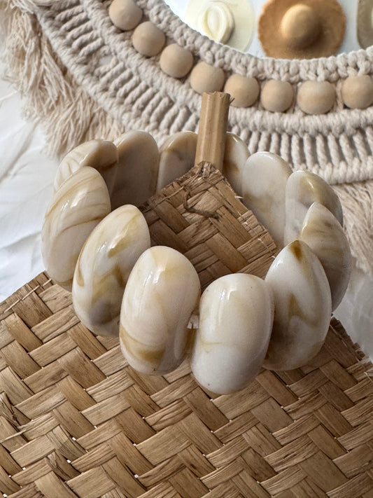 Bracelet élastiqué beige marbré