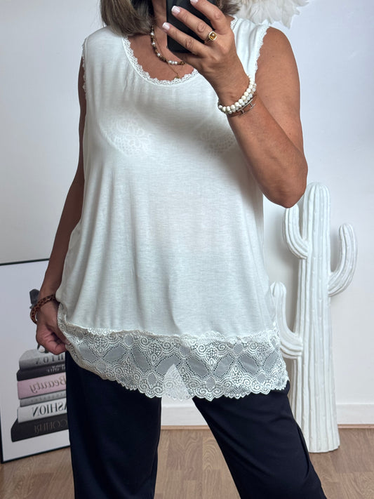 Top débardeur blanc jolie forme