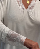 Top dentelle blanc TU 40/46 et TU 46/50
