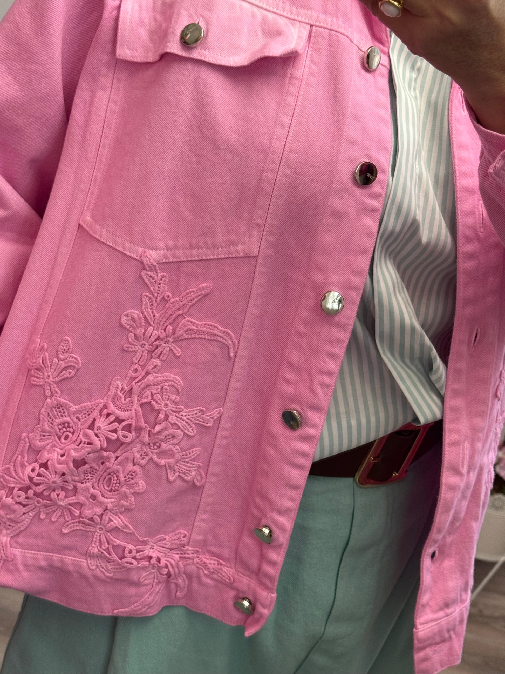 Blouson jeans rose broderie TU 38/44