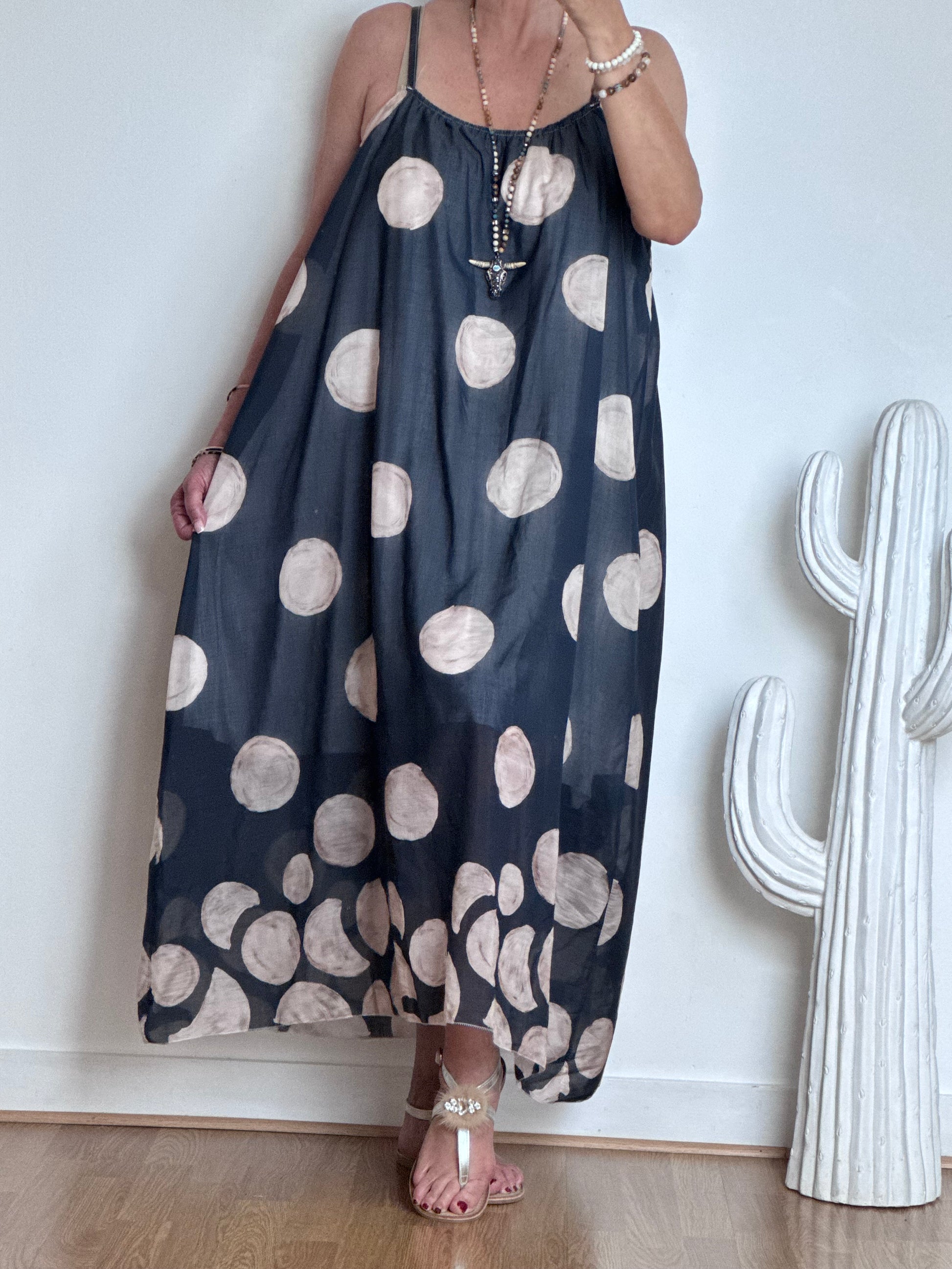 Robe à pois fond marine