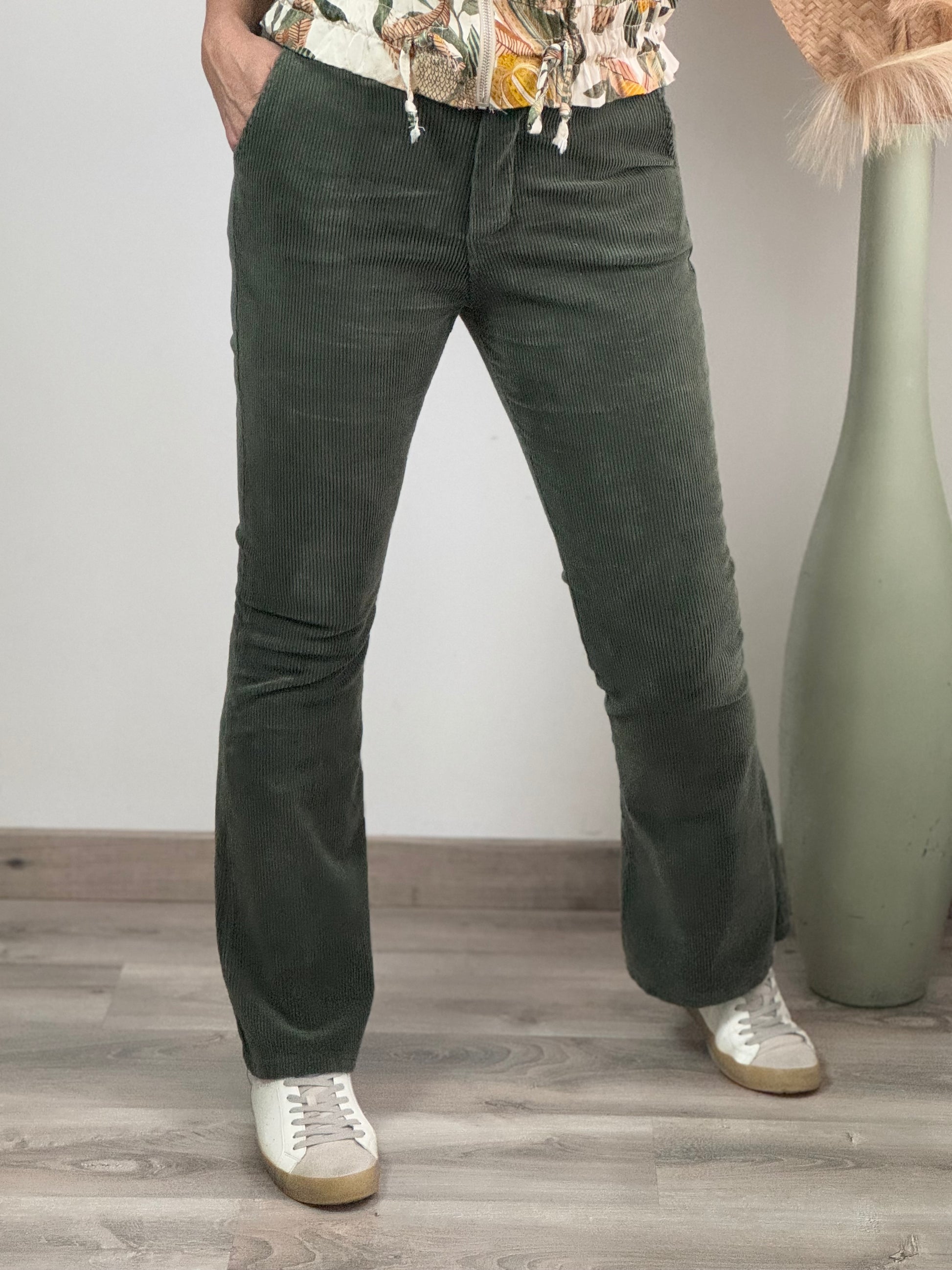 Pantalon Flare velours kaki