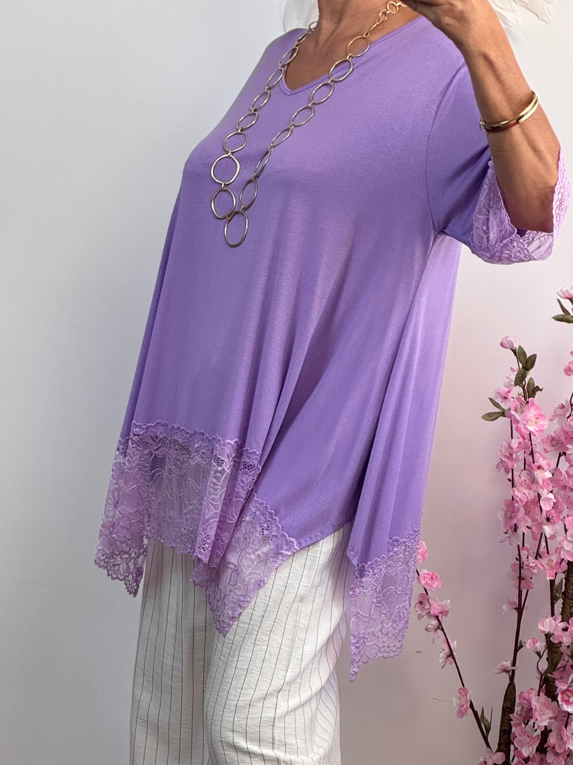 Teeshirt dentelle violine grande taille 48/52