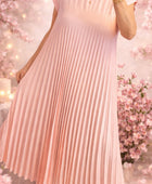 Robe longue plissée rose