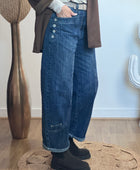 Jean barrel boutons