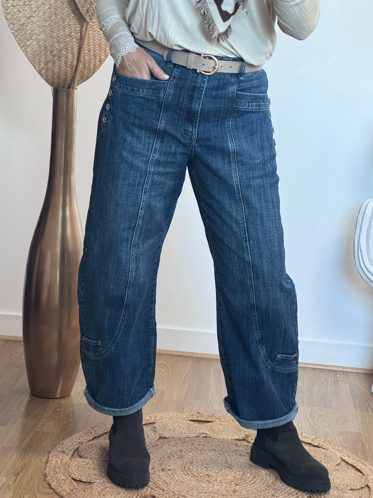 Jean barrel boutons