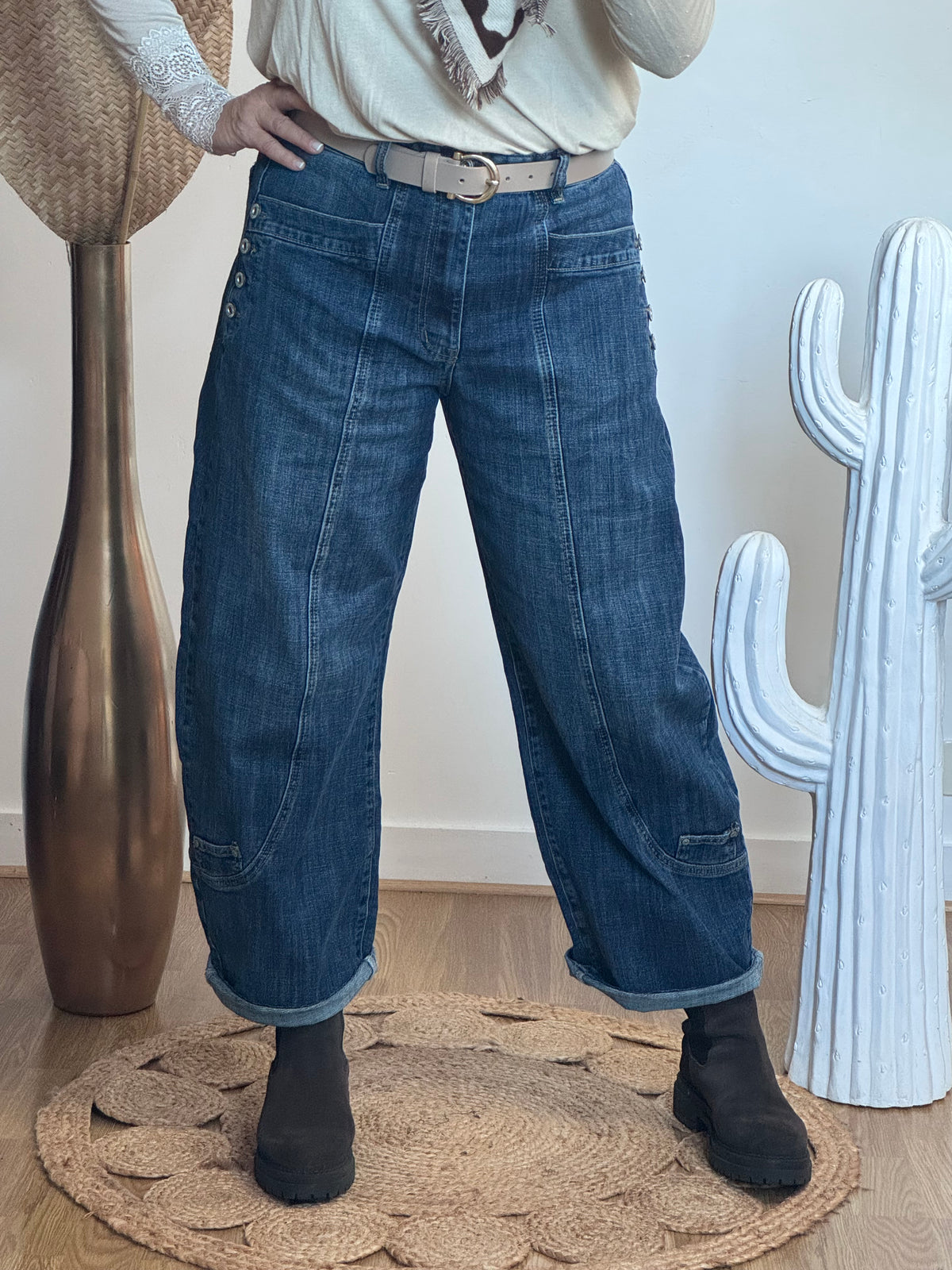 Jean barrel boutons