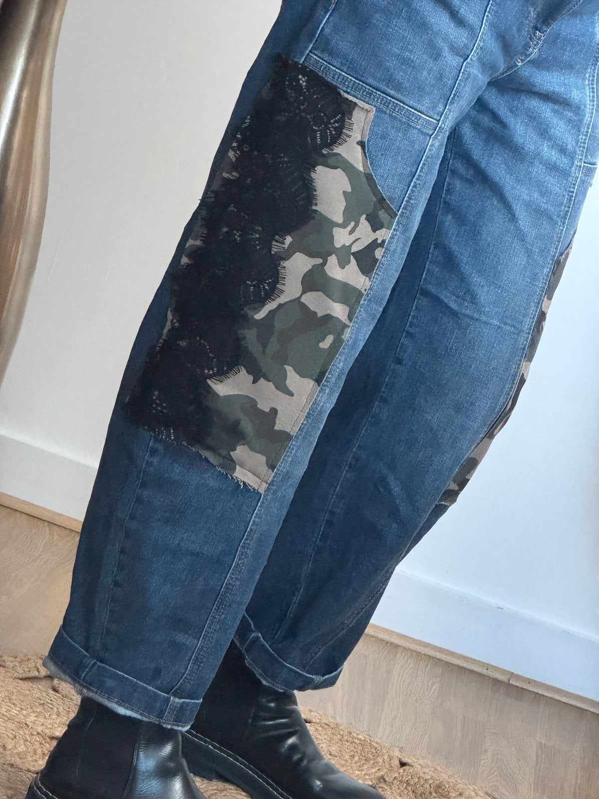 Jean baggy camouflage et dentelle